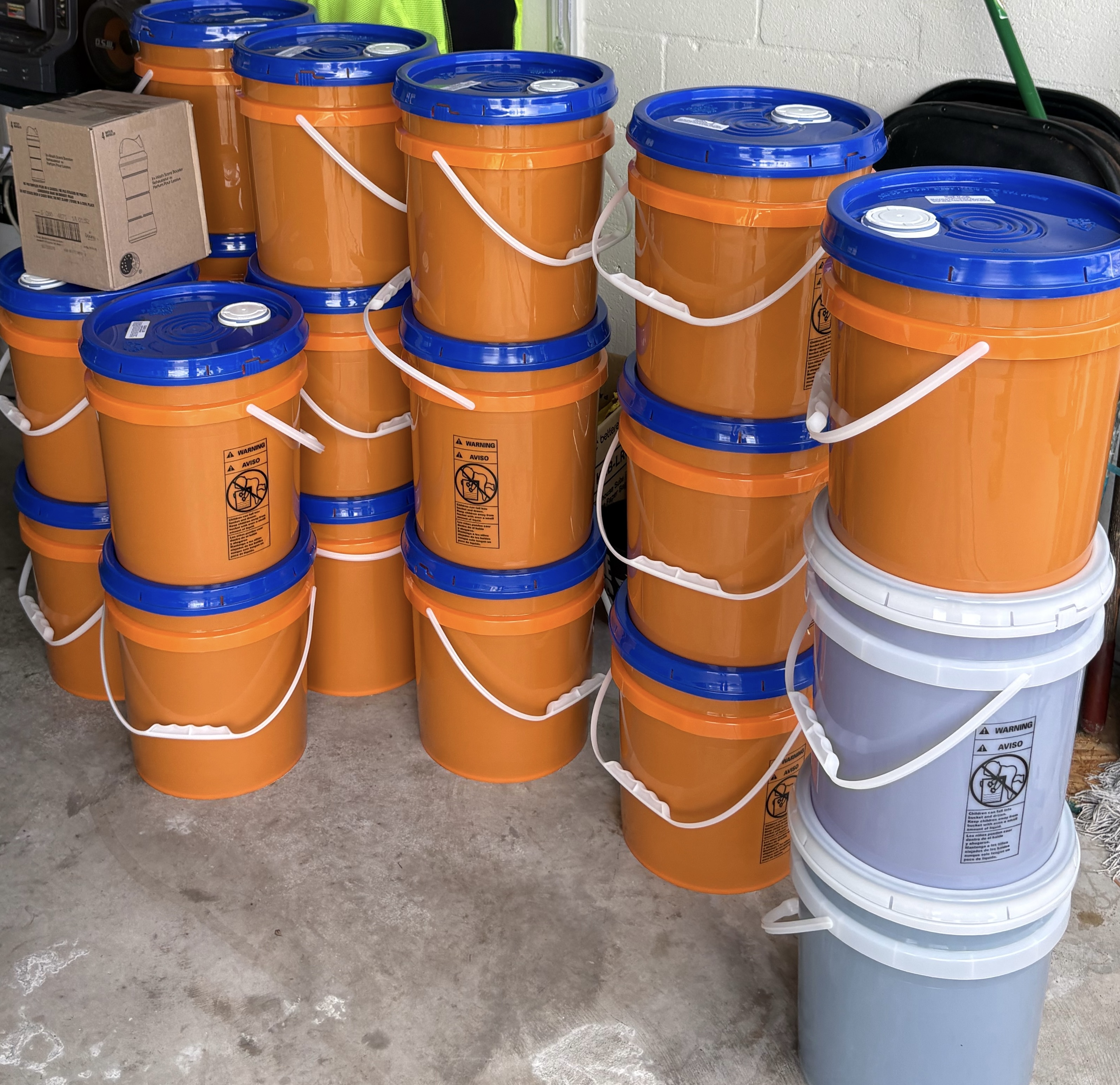 5-Gallon Liquid Laundry Detergent Bucket